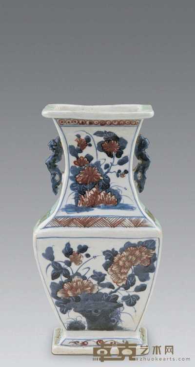 清乾隆 青花釉里红方瓶 高28.3cm；口径12.5cm；底径11.3cm
